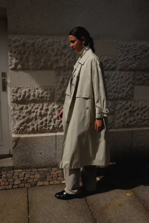 BEIGE VINTAGE BELTED TRENCH COAT