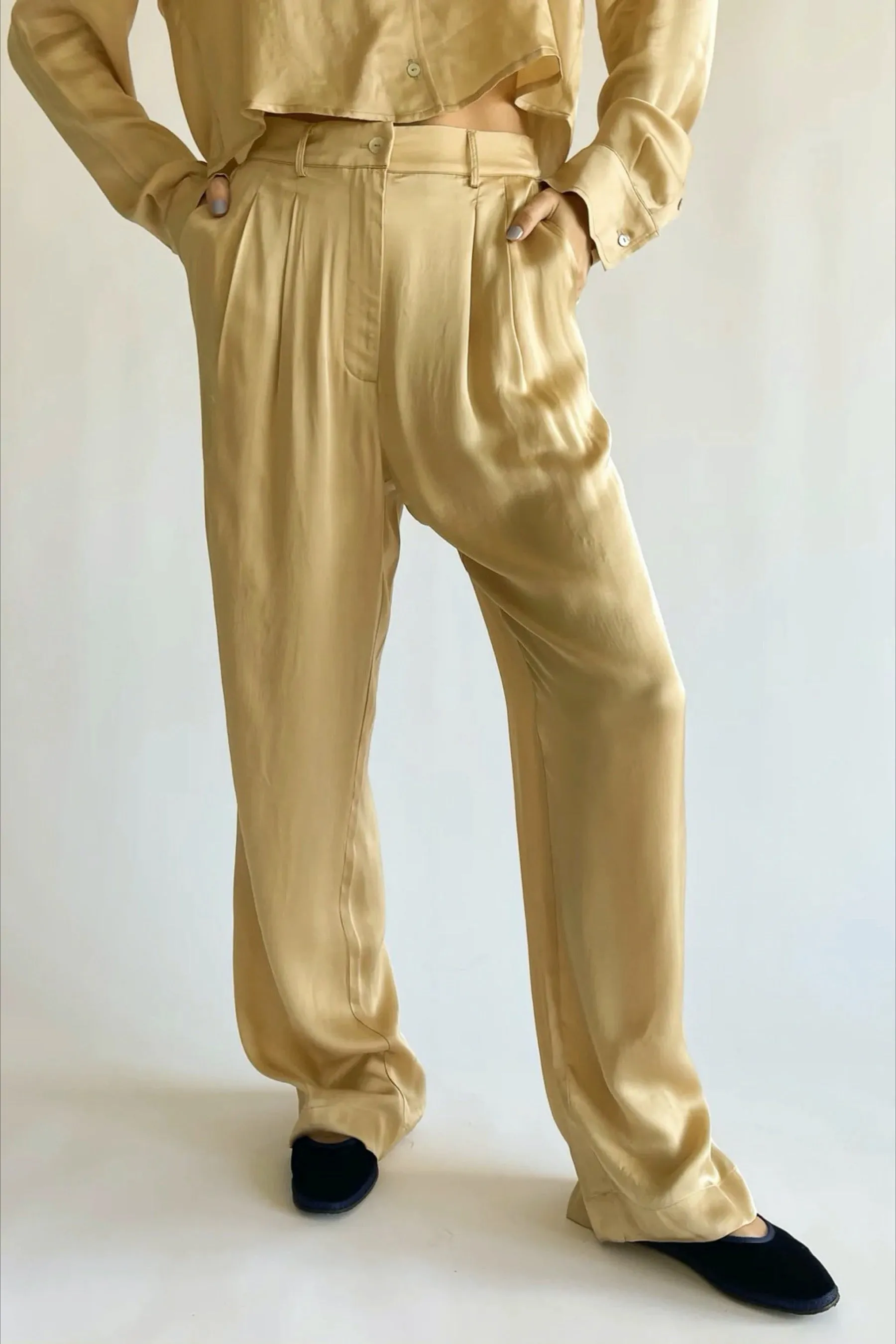 Oat Silky Pleated Trouser